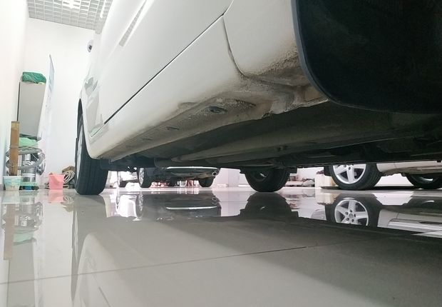 起亚K2 2015款 1.4L 自动 4门5座三厢车 GLS (国Ⅳ) 