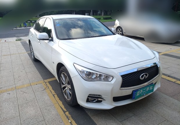 英菲尼迪Q50L 2015款 2.0T 自动 舒适版 (国Ⅴ) 