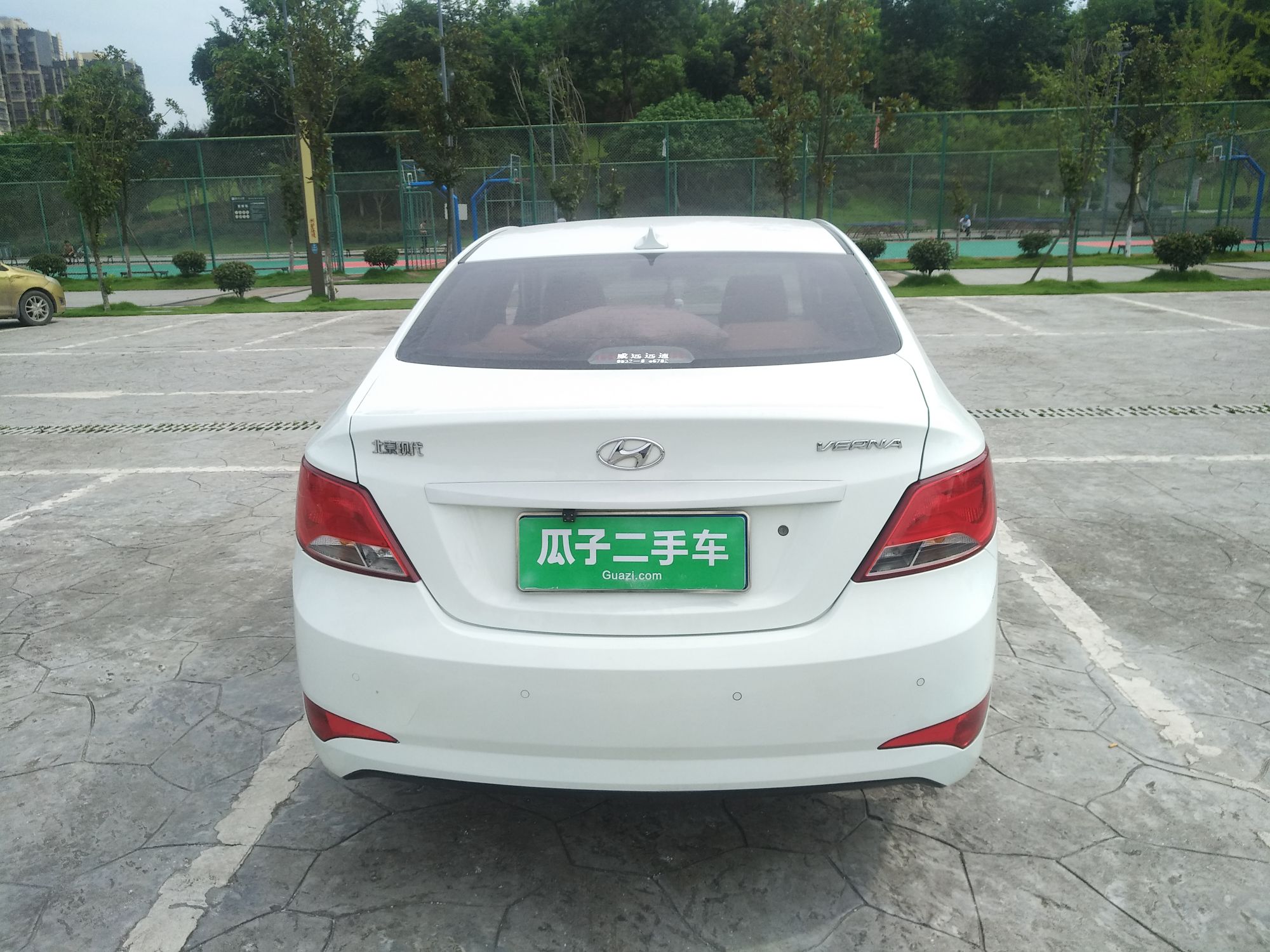 现代瑞纳 2014款 1.4L 手动 4门5座三厢车 智能型GLS (国Ⅳ) 