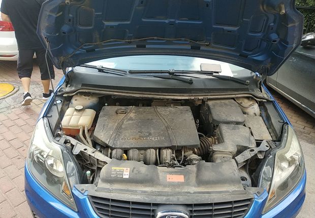 福特福克斯 2012款 1.8L 自动 两厢轿车 经典基本型 (国Ⅳ) 