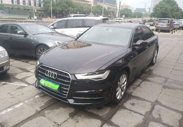 奥迪A6L 35TFSI 2018款 2.0T 自动 典藏版 (国Ⅴ) 