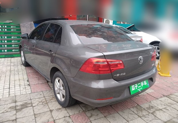 大众宝来 2013款 1.6L 自动 4门5座三厢车 时尚型 (国Ⅳ) 