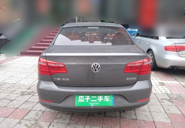 大众宝来 2013款 1.6L 自动 4门5座三厢车 时尚型 (国Ⅳ) 