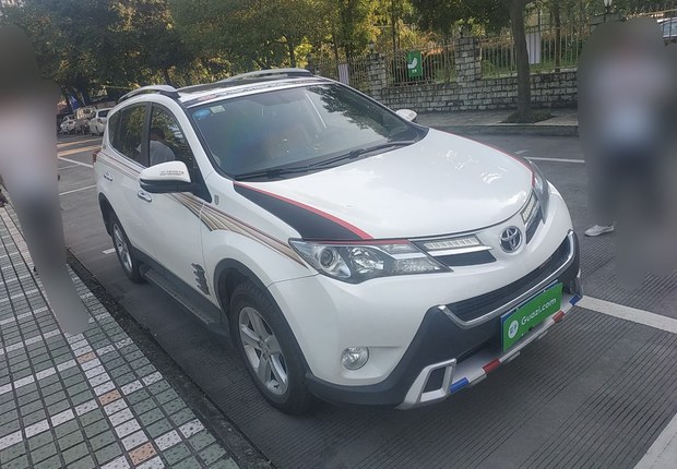 丰田RAV4 2013款 2.0L 自动 四驱 新锐型 (国Ⅳ) 