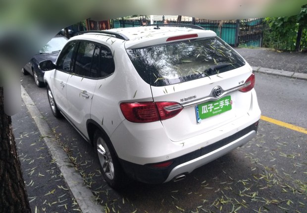 中华V5 2012款 1.6L 自动 前驱 豪华型 (国Ⅳ) 