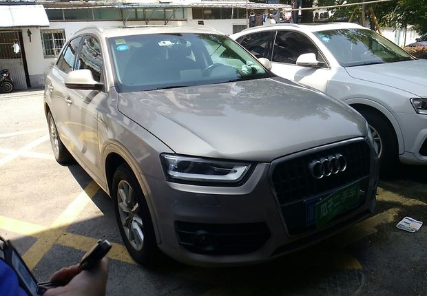 奥迪Q3 35TFSI 2013款 2.0T 自动 前驱 进取型 (国Ⅳ) 