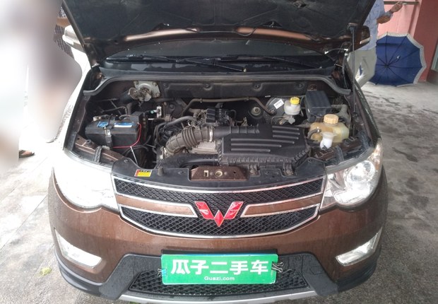 五菱宏光 S 2014款 1.5L 手动 8座 舒适型 