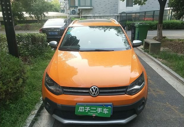 大众POLO Cross 2012款 1.6L 自动 汽油 (国Ⅳ) 