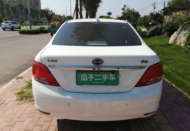 比亚迪速锐 2012款 1.5L 手动 豪华型 (国Ⅳ) 