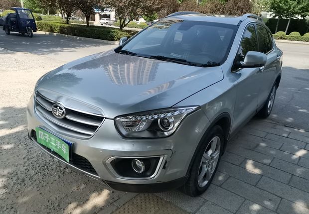 奔腾X80 2013款 2.0L 自动 前驱 舒适型 (国Ⅳ) 