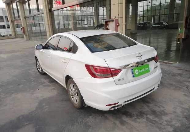 海马福美来M5 2014款 1.6L 手动 标准型 (国Ⅳ) 