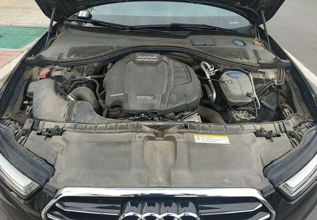 奥迪A6L TFSI 2018款 1.8T 自动 进取型30周年纪念版 (国Ⅴ) 