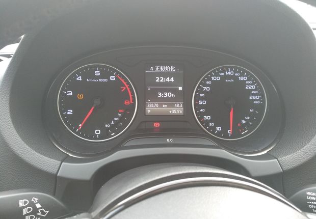 奥迪A3 35TFSI 2014款 1.4T 自动 汽油 舒适型Sportback (国Ⅳ) 