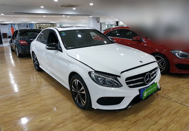 奔驰C级 C200 2017款 2.0T 自动 运动版 (国Ⅴ) 