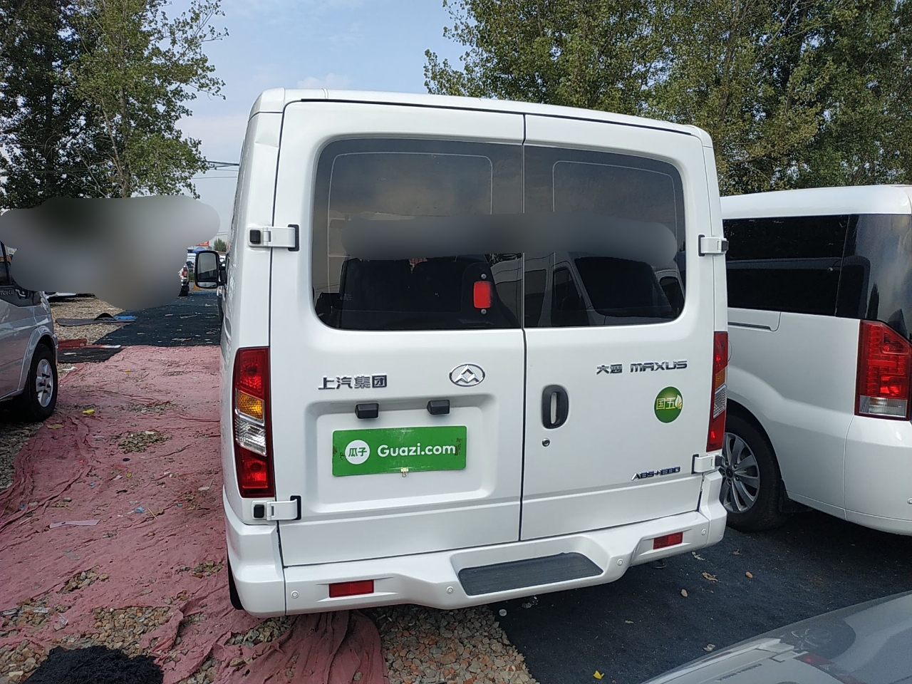 maxus迈克萨斯v802017款25t手动傲运通短轴超低顶国Ⅴ