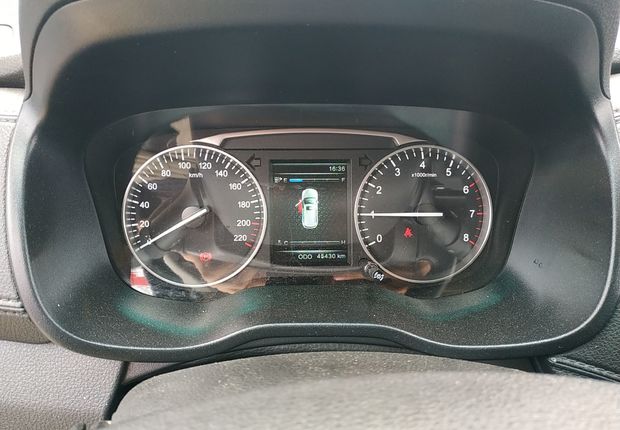 斯威X7 2016款 1.8L 手动 豪华型 (国Ⅴ) 