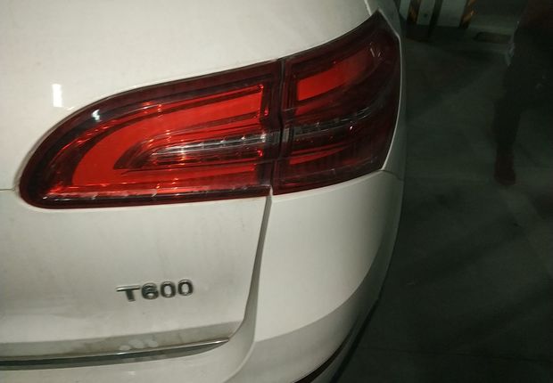 众泰T600 2016款 1.5T 手动 前驱 运动版尊享型 (国Ⅴ) 
