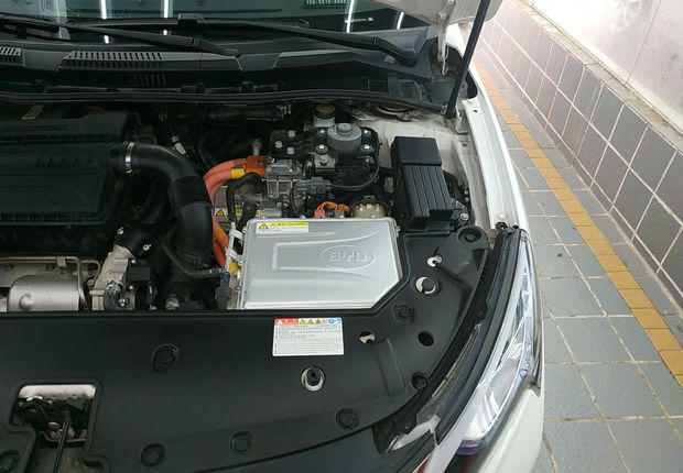 比亚迪秦 2018款 1.5T 自动 智联尊贵型 (国Ⅴ) 