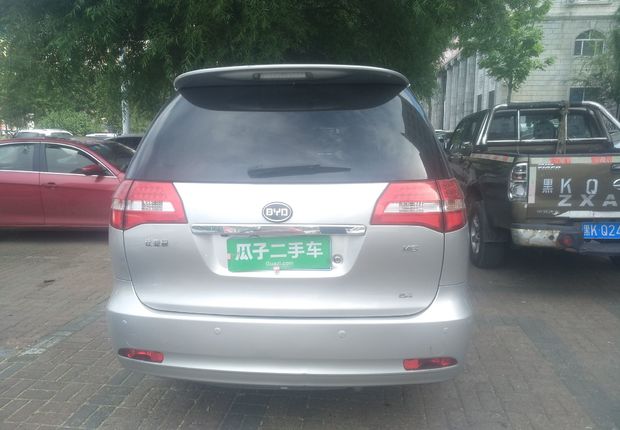 比亚迪M6 2013款 2.4L 手动 7座 豪华型 