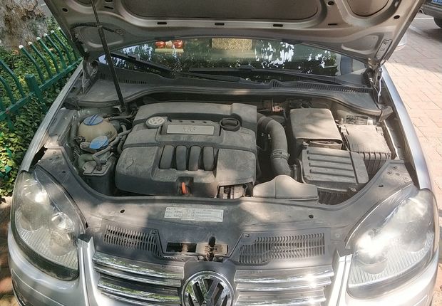 大众速腾 2011款 1.6L 手动 舒适型 (国Ⅳ) 