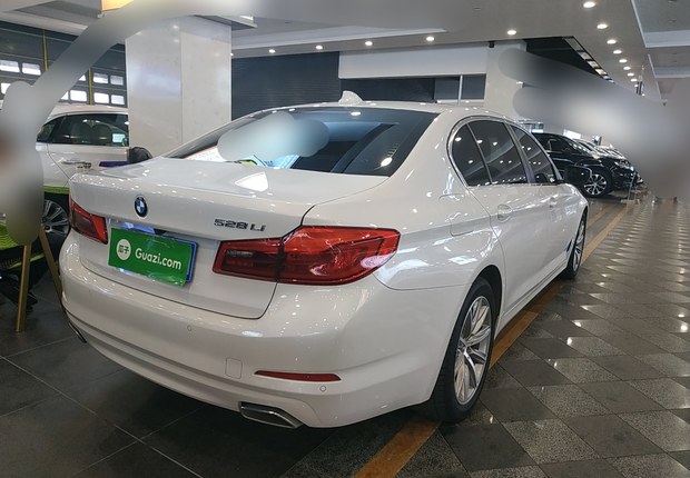 宝马5系 528Li 2018款 2.0T 自动 汽油 上市特别版 (国Ⅴ) 