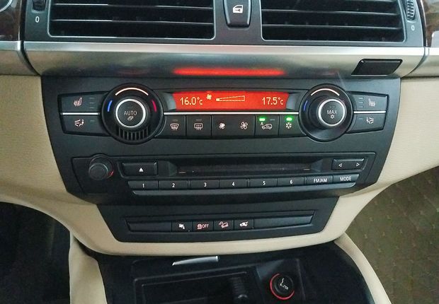 宝马X6 35i [进口] 2012款 3.0T 自动 四驱 汽油 
