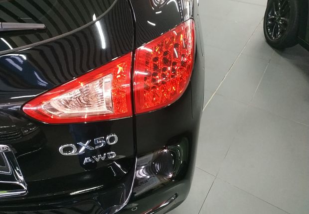 英菲尼迪QX50 2015款 2.5L 自动 悦享版 (国Ⅴ) 