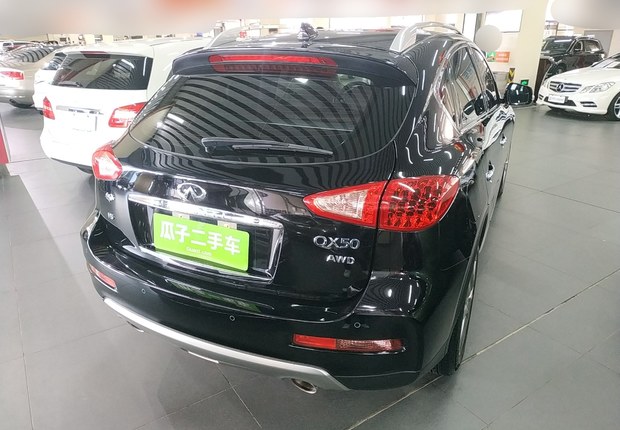 英菲尼迪QX50 2015款 2.5L 自动 悦享版 (国Ⅴ) 