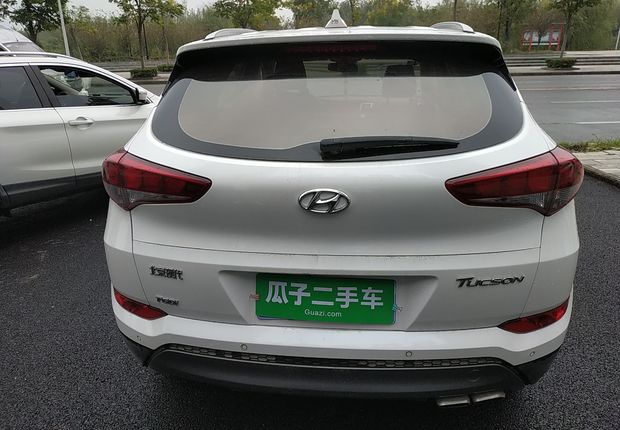 现代途胜 2015款 1.6T 自动 前驱 智能型 (国Ⅴ) 