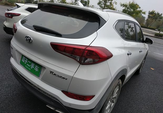 现代途胜 2015款 1.6T 自动 前驱 智能型 (国Ⅴ) 