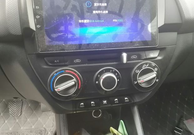 现代瑞纳 2017款 1.4L 手动 4门5座三厢车 焕新版 (国Ⅴ) 