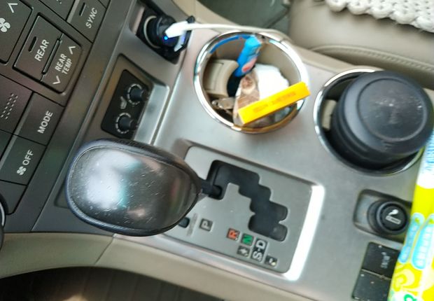 丰田汉兰达 2009款 2.7L 自动 前驱 豪华版 (国Ⅳ) 