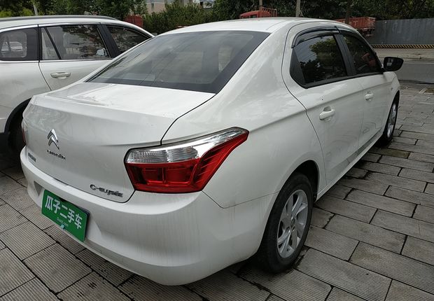 雪铁龙爱丽舍 2014款 1.6L 手动 4门5座三厢车 时尚型 (国Ⅳ) 