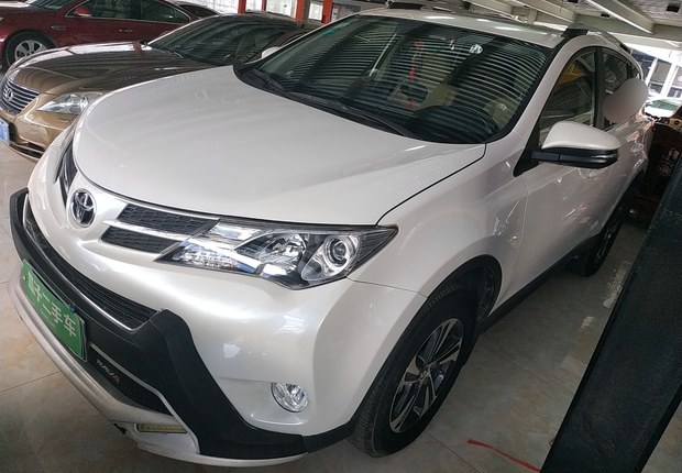 丰田RAV4 2015款 2.0L 自动 前驱 风尚版 (国Ⅴ) 