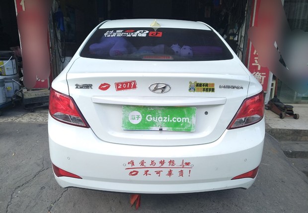 现代瑞纳 2014款 1.4L 自动 4门5座三厢车 智能型GLS (国Ⅳ) 