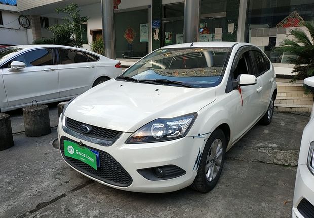 福特福克斯 2013款 1.8L 自动 5门5座两厢车 经典基本型 (国Ⅳ) 