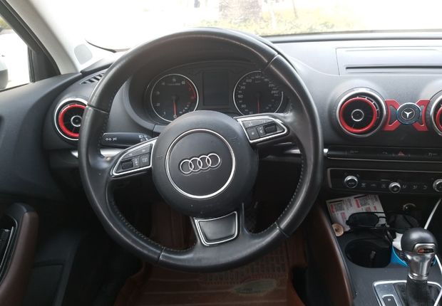 奥迪A3 35TFSI 2014款 1.4T 自动 汽油 舒适型Sportback (国Ⅳ) 