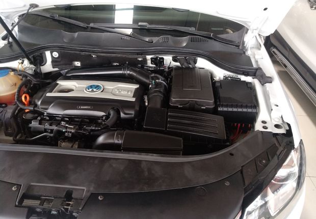 大众迈腾 2013款 1.8T 自动 汽油 豪华型 (国Ⅳ) 