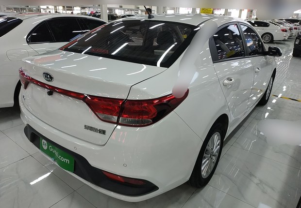 起亚K2 2017款 1.4L 手动 4门5座三厢车 GLS (国Ⅴ) 