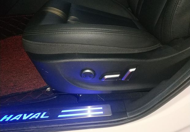 哈弗哈弗H6 Coupe 蓝标 2015款 2.0T 自动 精英型 (国Ⅴ) 