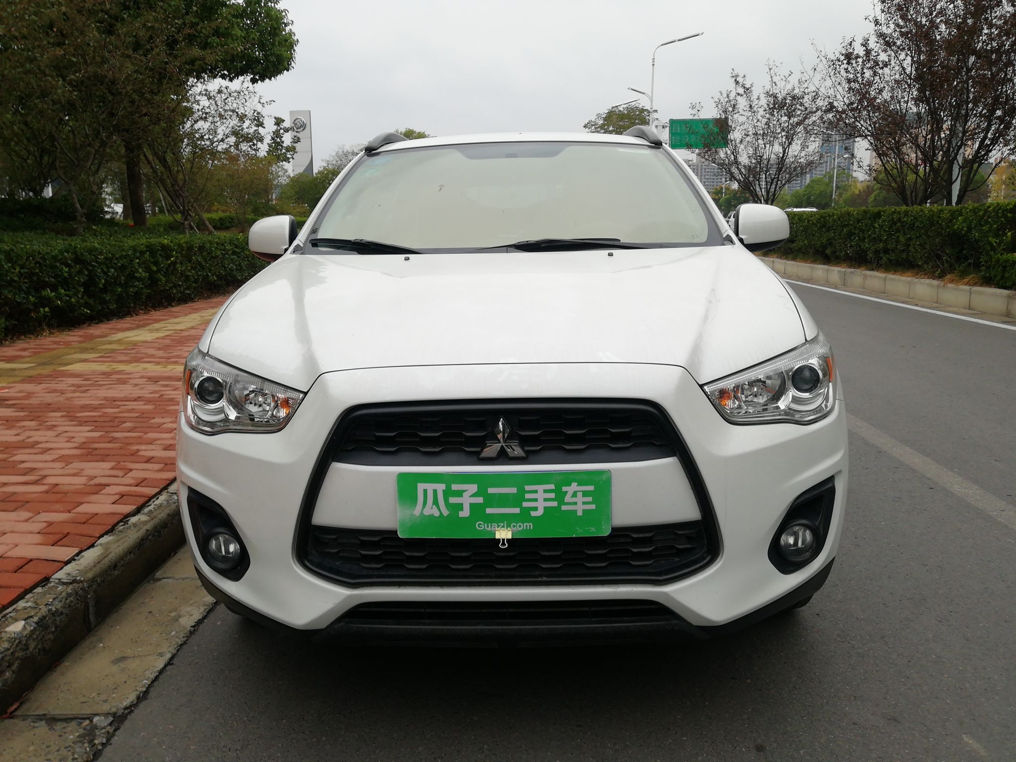 三菱劲炫 2013款 2.0L 自动 前驱 精英版 (国Ⅴ) 