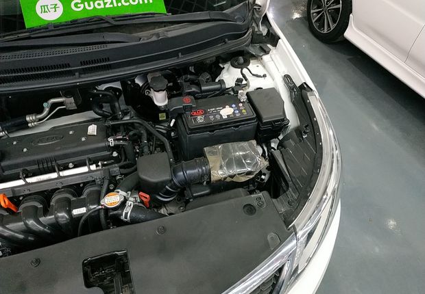 起亚K2 2015款 1.4L 手动 4门5座三厢车 GLS (国Ⅳ) 