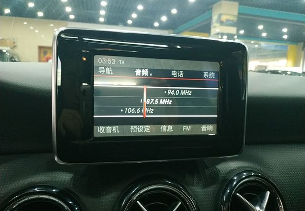 奔驰A级 A180 [进口] 2013款 1.6T 自动 汽油 时尚型 