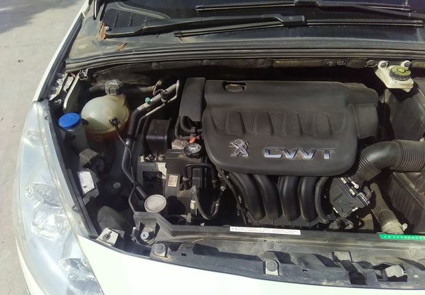 标致408 2013款 2.0L 手动 舒适型 (国Ⅳ) 