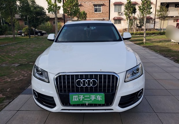 奥迪Q5 2015款 2.0T 自动 四驱 汽油 舒适型 (国Ⅴ) 