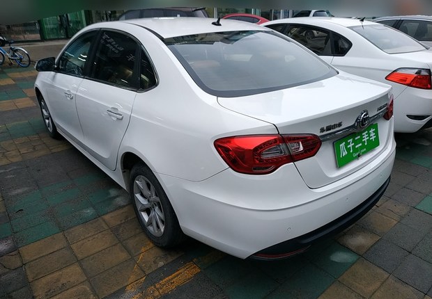 中华H530 2014款 1.6L 自动 豪华型 (国Ⅴ) 