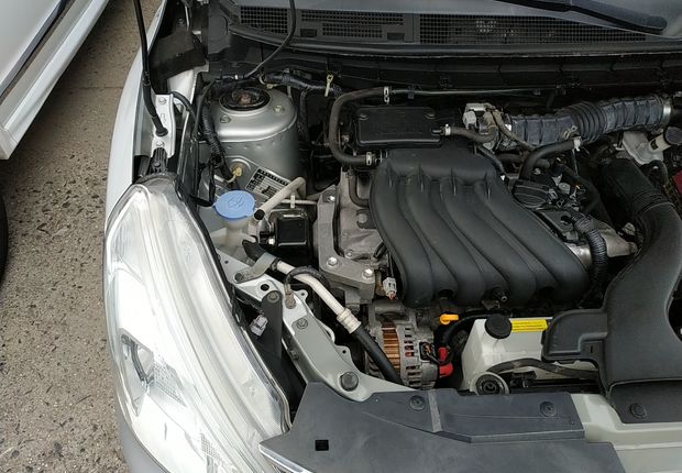 日产骊威 2013款 1.6L 手动 XL劲锐版舒适型 (国Ⅳ) 