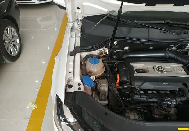 大众迈腾 2013款 1.8T 自动 汽油 豪华型 (国Ⅳ) 