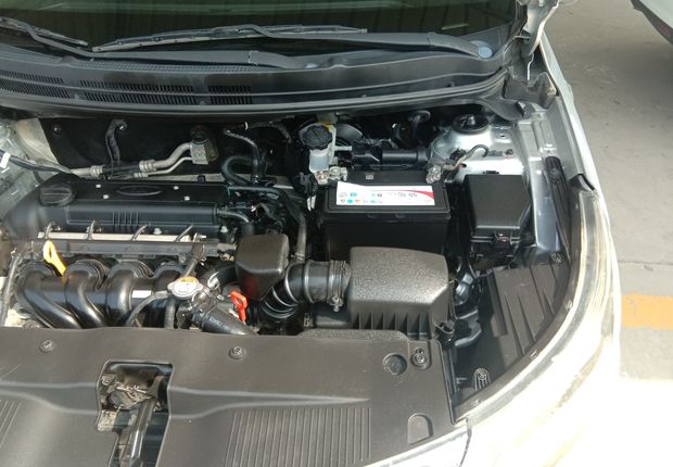 起亚K2 2011款 1.4L 自动 GLS (国Ⅳ) 