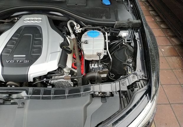 奥迪A6L 45TFSI 2016款 3.0T 自动 运动型 (国Ⅴ) 